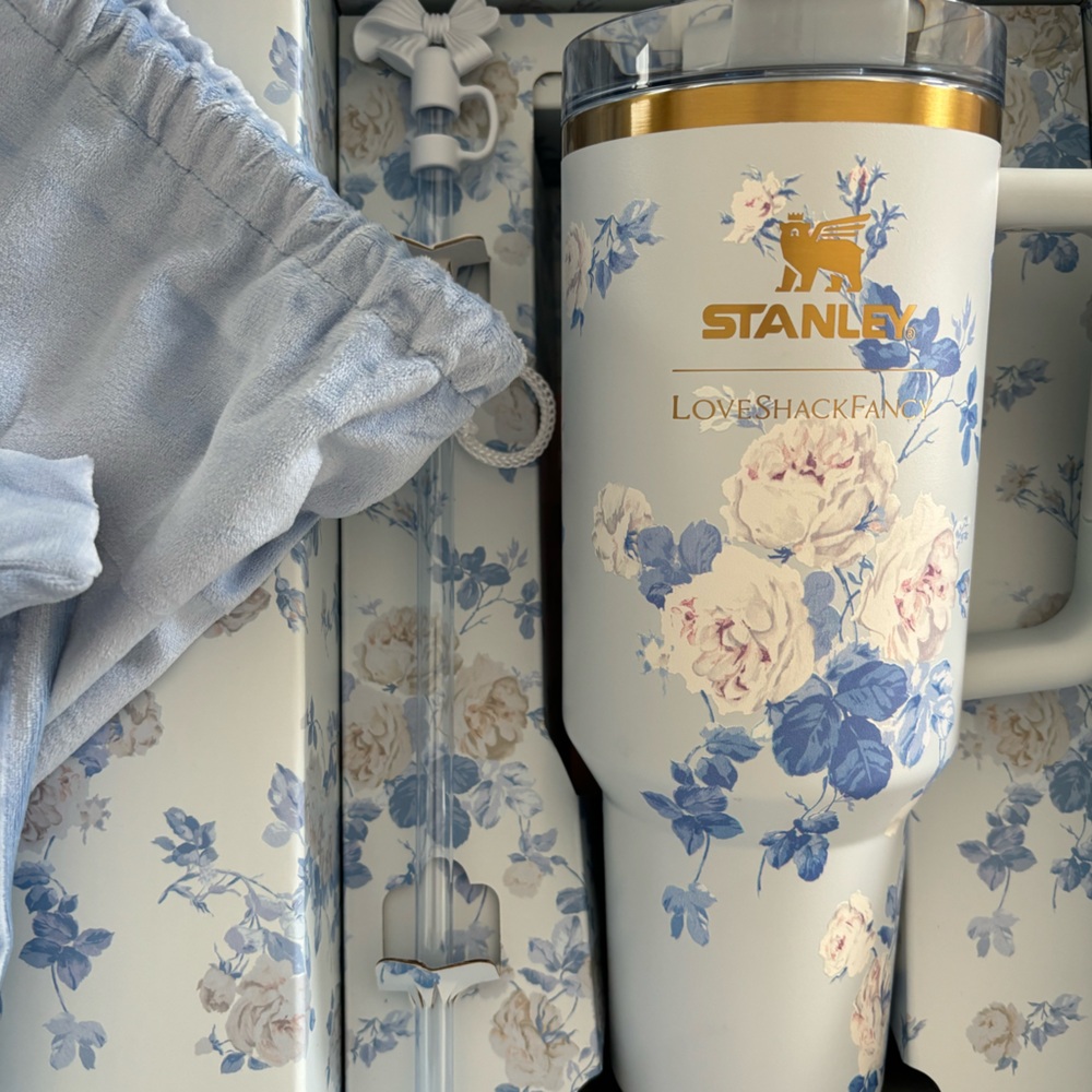 Stanley Love Shack Fancy 40z cup
